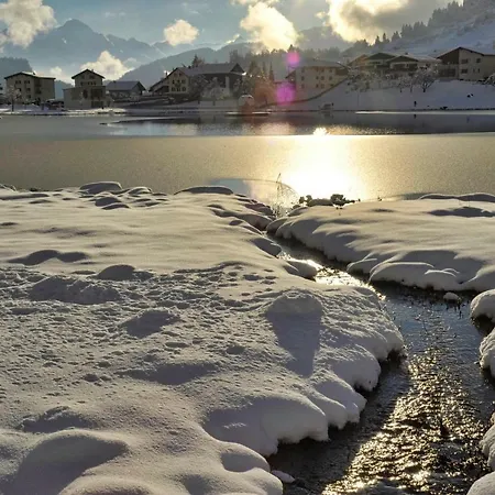 Apartment Casa Al Lag - Direkt Am Laaxersee Laax